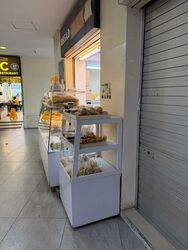 Elias Mall (D18), Retail #567486311